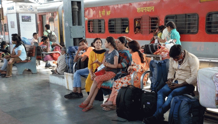 Indian Railways: ರೈಲಿನ ರಿಸರ್ವ್ ಟಿಕೆಟ್ ಅನ್ನು ರದ್ದುಗೊಳಿಸುವ ಮೊದಲು, IRCTC ಯ ಈ ನಿಯಮಗಳನ್ನು ತಪ್ಪದೇ ತಿಳಿಯಿರಿ