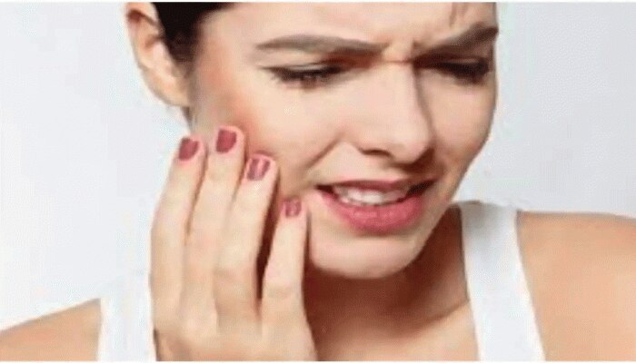 Sensitive Teeth During Pregnancy: ಗರ್ಭಾವಸ್ಥೆಯಲ್ಲಿ ಹಲ್ಲುನೋವನ್ನು ನಿರ್ಲಕ್ಷಿಸಬೇಡಿ title=