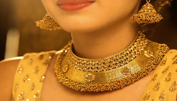Gold Price Today : ಚಿನ್ನಾಭರಣ ಪ್ರಿಯರಿಗೆ ಸಿಹಿ ಸುದ್ದಿ : ಇಳಿಕೆ ಕಂಡ ಚಿನ್ನ-ಬೆಳ್ಳಿ ಬೆಲೆ
