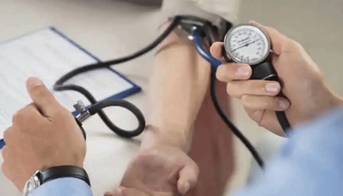 High Blood Pressure: ಹೈ ಬಿಪಿ ನಿಯಂತ್ರಿಸಲು ಈ ಪರಿಣಾಮಕಾರಿ ಮನೆಮದ್ದನ್ನು ಒಮ್ಮೆ ಟ್ರೈ ಮಾಡಿ