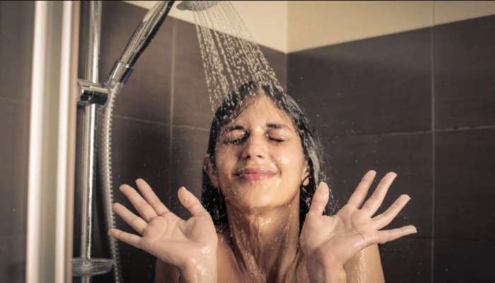 skin problems shower habits that cause acne and breakouts | ನೀವು ಸ್ನಾನ  ಮಾಡುವಾಗ ಈ 5 ತಪ್ಪುಗಳಿಂದ ಹಾಳಾಗುತ್ತೆ ಚರ್ಮ : ಹೇಗೆ? ಇಲ್ಲಿದೆ ನೋಡಿ Health News in  Kannada