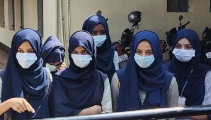 Karnataka Hijab Case: ರಾಜ್ಯ ಹೈಕೋರ್ಟ್ ತೀರ್ಪು ಪ್ರಶ್ನಿಸಿ Supreme Court ಕದ ತಟ್ಟಿದ ರಾಜ್ಯದ 6 ಮುಸ್ಲಿಂ ಯುವತಿಯರು