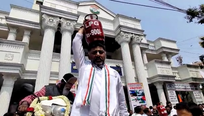Congress Protest : ಪೆಟ್ರೋಲ್-ಡಿಸೇಲ್, ಗ್ಯಾಸ್ ದರ ಏರಿಕೆ ಖಂಡಿಸಿ ಕಾಂಗ್ರೆಸ್ ಪ್ರತಿಭಟನೆ! title=