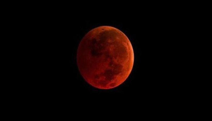 Lunar Eclipse 2022: ಸೂರ್ಯಗ್ರಹಣದ 15 ದಿನಗಳ ಬಳಿಕ ಸಂಭವಿಸಲಿದೆ ಚಂದ್ರಗ್ರಹಣ, ಇಲ್ಲಿದೆ ಅದರ ಸೂತಕ ಕಾಲ ಹಾಗೂ ಪ್ರಭಾವ
