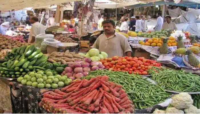 Vegetables Price: ರಾಜ್ಯದ ಮಾರುಕಟ್ಟೆಯಲ್ಲಿ ತರಕಾರಿ ಬಲು ದುಬಾರಿ! title=