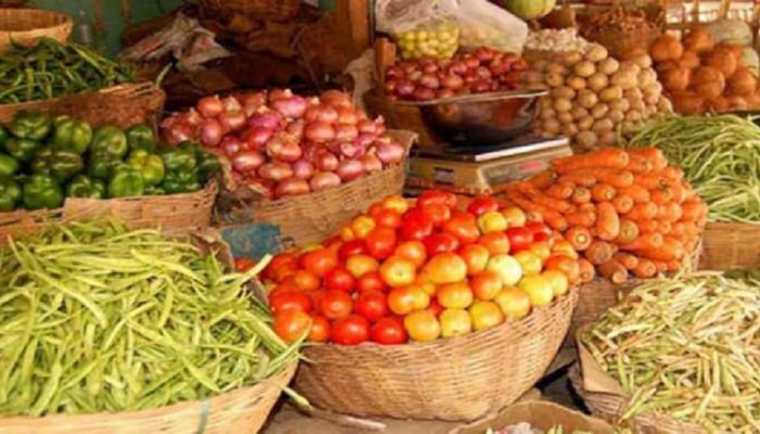 Vegetable Price: ಹುಳಿಯಾಗುತ್ತಿದೆ ಟೊಮ್ಯಾಟೋ ಬೆಲೆ: ಇಲ್ಲಿದೆ ಇಂದಿನ ತರಕಾರಿ ದರ
