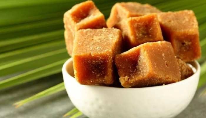 Health Benefits Of Jaggery: ಹಾಲು ಮತ್ತು ಬೆಲ್ಲವನ್ನು ಬೆರಸಿ ಕುಡಿಯುವುದರಿಂದ ಆಗುವ ಈ ಲಾಭಗಳು ನಿಮಗೂ ತಿಳಿದಿರಲಿ title=