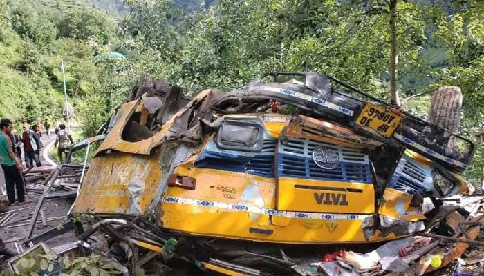 Kullu Bus Accident: ಕಂದಕಕ್ಕೆ ಉರುಳಿದ ಬಸ್ 20 ಕ್ಕೂ ಹೆಚ್ಚು ಜನರ ದುರ್ಮರಣ 