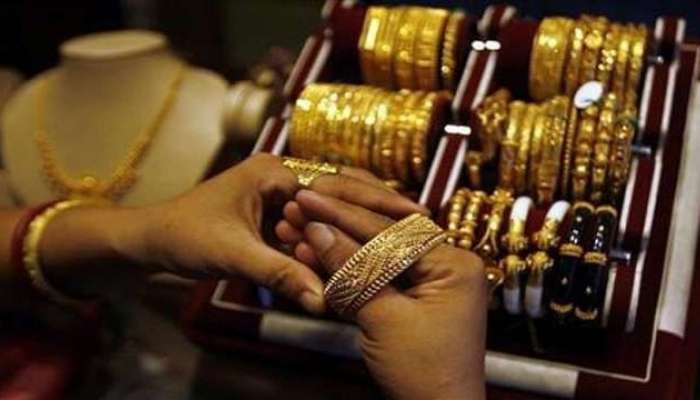 Gold-Sliver Price: ಇಂದು ದೇಶದಲ್ಲಿ ಹೇಗಿದೆ ಚಿನ್ನ-ಬೆಳ್ಳಿ ದರ? ಇಲ್ಲಿದೆ ನೋಡಿ ಸಂಪೂರ್ಣ ವಿವರ  title=