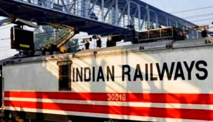 Indian Railways: ಭಾರತೀಯ ರೈಲ್ವೆಯ ಈ ಉಚಿತ ಸೇವೆಗಳ ಬಗ್ಗೆ ನಿಮಗೆ ತಿಳಿದಿದೆಯೇ?   title=