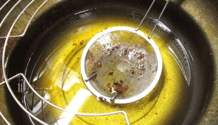 Dangerous Cooking Oils: ಈ ಎಣ್ಣೆಗಳ ಸೇವನೆಯಿಂದ ಕ್ಯಾನ್ಸರ್ ಬರುತ್ತೆ... ಇಂದೇ ಅಂತರ ಕಾಯ್ದುಕೊಳ್ಳಿ