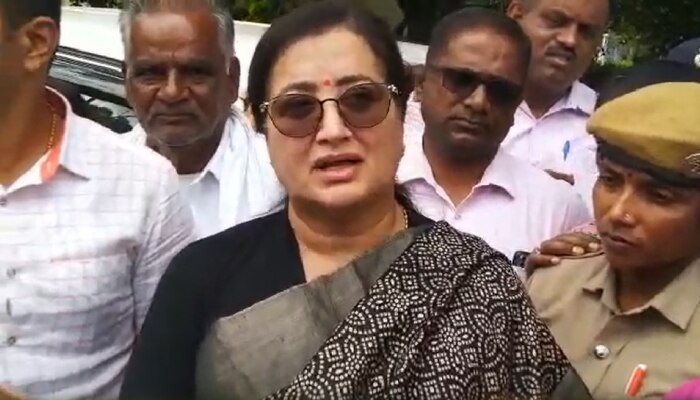 MP Sumalatha : ಎಂಎಲ್ಎಗಳ ವಿರುದ್ದ ಮತ್ತೆ ಕಿಡಿಕಾರಿದ ಸಂಸದೆ ಸುಮಲತಾ!