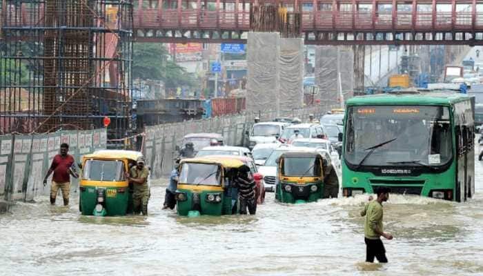Rains Havoc: ದೇಶದ ಹಲವು ನಗರಗಳಲ್ಲಿ ಅವಾಂತರ ಸೃಷ್ಟಿಸಿದ ಮಳೆರಾಯ, ಯುಪಿಯಲ್ಲಿ 12 ಸಾವು