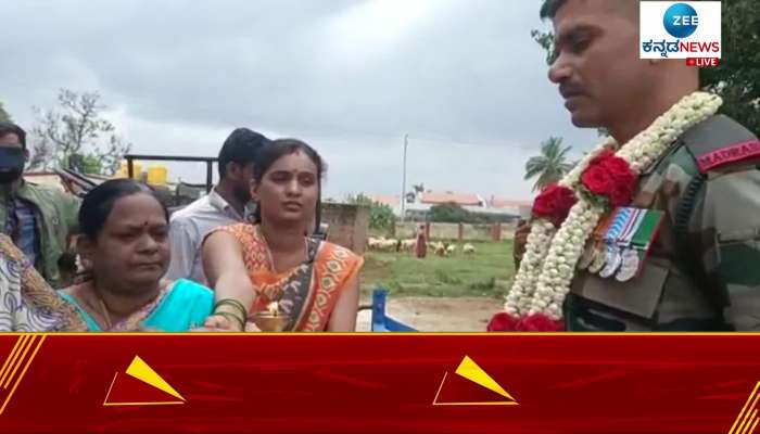 warm welcome to soldier in Mandya 