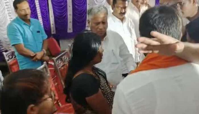 Minister V Somanna Slaps Woman Chamarajangara: Video Viral on Social Media