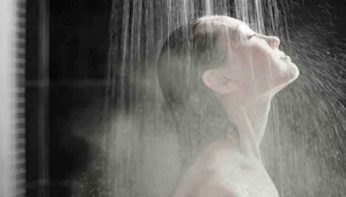 Hot Water Bath : ಚಳಿಗಾಲದಲ್ಲಿ ಬಿಸಿ ನೀರಿನ ಸ್ನಾನ ಆರೋಗ್ಯಕ್ಕೆ ಹಾನಿ : ಎಚ್ಚರದಿಂದಿರಿ!