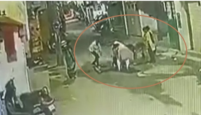 Bengaluru Crime : ಕಲ್ಲಿನಿಂದ ಜಜ್ಜಿ ಯುವಕನ ಬರ್ಬರ ಹತ್ಯೆ ಪ್ರಕರಣಕ್ಕೆ ಸ್ಫೋಟಕ ತಿರುವು!