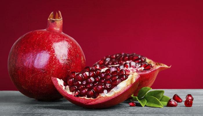 Pomegranate Peel For Health: ದಾಳಿಂಬೆ ಸಿಪ್ಪೆಯಿಂದ ಆರೋಗ್ಯಕ್ಕೆ ಆಗುವ ಈ ಲಾಭಗಳು ನಿಮಗೂ ತಿಳಿದಿರಲಿ title=