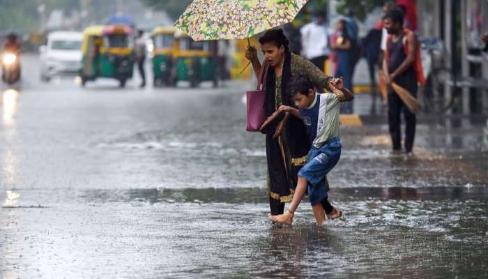 Karnataka Rain: ಈ ಜಿಲ್ಲೆಗಳಲ್ಲಿ ಮುಂದಿನ 3 ದಿನ ಭಾರೀ ಮಳೆ: ಗುಡುಗು-ಮಿಂಚು ಸಹಿತ ಬಿರುಗಾಳಿ ಆರ್ಭಟ! ಇಲಾಖೆ ಮುನ್ಸೂಚನೆ