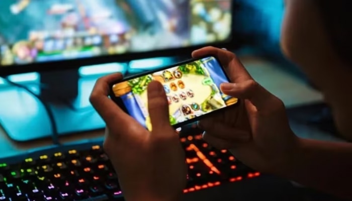 Mobile Gaming: ಆನ್ ಲೈನ್ ಗೇಮಿಂಗ್ ಮೂಲಕ 52 ಲಕ್ಷ ಕಳೆದುಕೊಂಡ ಬಾಲಕಿ  title=