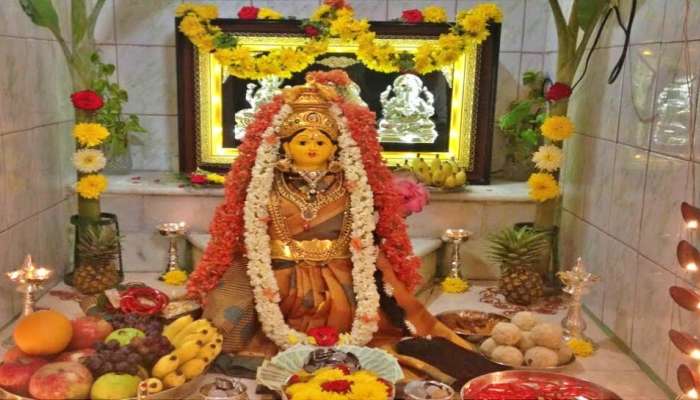Varamahalakshmi festival date auspicious time and importance |ವರಮಹಾಲಕ್ಷ್ಮಿ ಹಬ್ಬದ ಮುಹೂರ್ತ ಮತ್ತು ಪೂಜಾ ವಿಧಾನ Spiritual News in Kannada