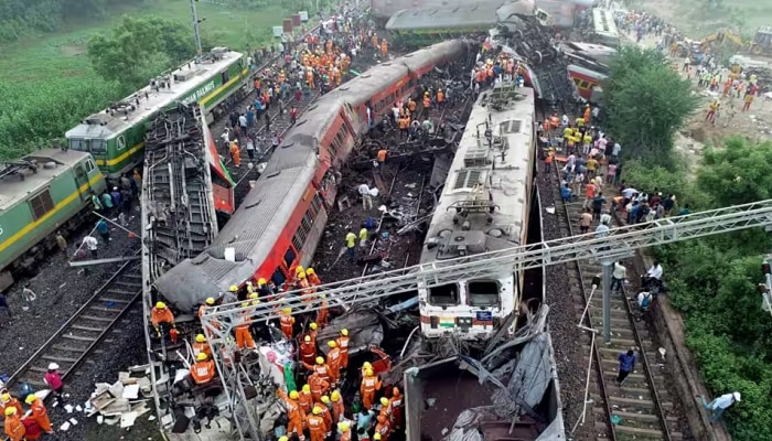 Balasore train accident:  ಮೂವರು ರೈಲ್ವೆ ಅಧಿಕಾರಿಗಳ ವಿರುದ್ಧ ಚಾರ್ಜ್‌ಶೀಟ್ ಸಲ್ಲಿಸಿದ ಸಿಬಿಐ 