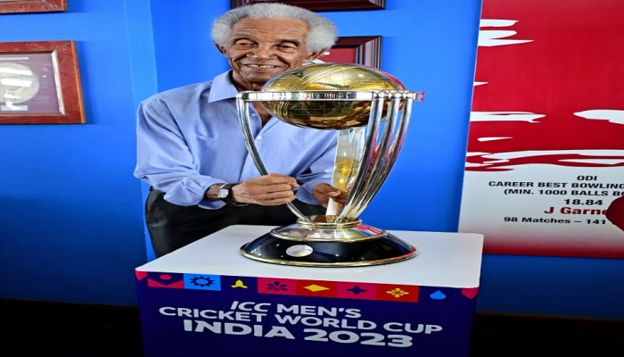 ODI World Cup 2023: ಭಾರತದ ಏಕದಿನ ವಿಶ್ವಕಪ್ ಸ್ಕ್ವಾಡ್ ಫೈನಲ್; ರಾಹುಲ್ ಇನ್, ಸ್ಯಾಮ್ಸನ್ ಔಟ್! title=