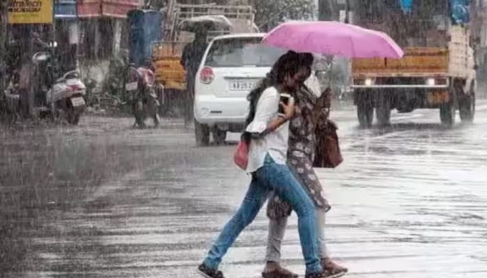 Rain alert: ಬೆಂಗಳೂರು ಸೇರಿದಂತೆ ರಾಜ್ಯದ ವಿವಿಧ ಜಿಲ್ಲೆಗಳಲ್ಲಿ ಮಳೆ ಸಾಧ್ಯತೆ! title=