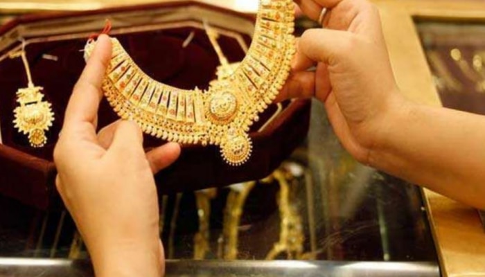 Gold and Silver Price today : ಚಿನ್ನದ ಬೆಲೆಯಲ್ಲಿ ಭರ್ಜರಿ ಕುಸಿತ : 3,800 ರೂಪಾಯಿ ಇಳಿಕೆ ಕಂಡ ಚಿನ್ನ 