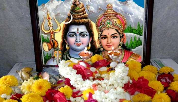 Happy Maha Shivratri 2024: ಮಹಾ ಶಿವರಾತ್ರಿಯಂದು ನಿಮ್ಮ ಪ್ರೀತಿಪಾತ್ರರಿಗೆ ಈ ಅದ್ಭುತ ಸಂದೇಶಗಳ ಮೂಲಕ ಶುಭಾಶಯ ತಿಳಿಸಿ