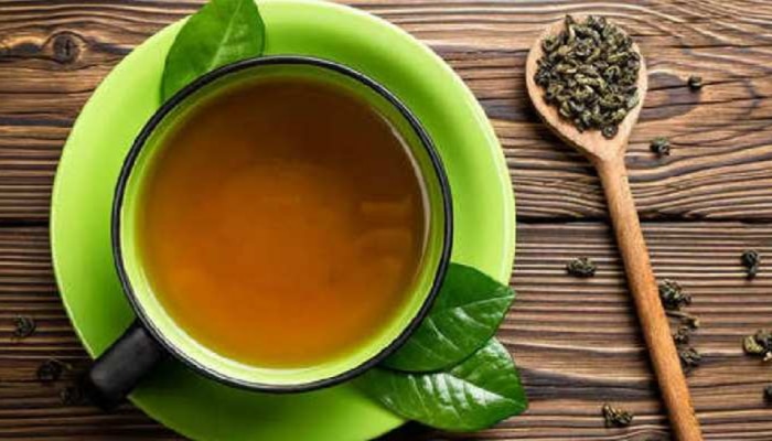 Green Tea Side Effects: ಅತಿಯಾದ ಗ್ರೀನ್ ಟೀ ಸೇವನೆಯಿಂದಲೂ ದೇಹಕ್ಕೆ ಈ ಹಾನಿ ತಲುಪುತ್ತದೆ! title=
