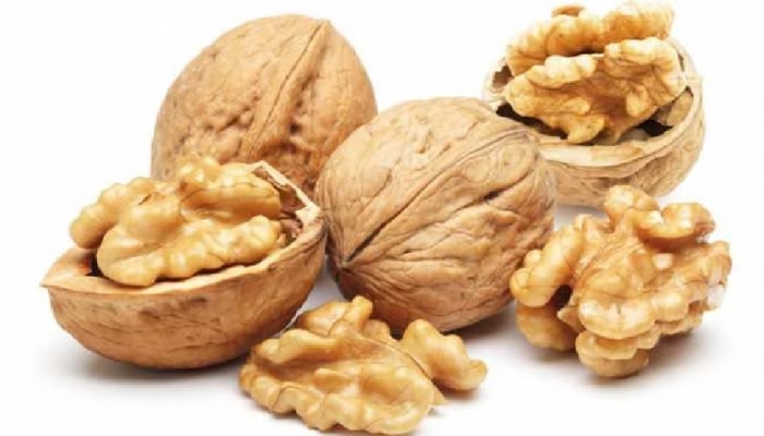 Benefits of Walnuts: ಪ್ರತಿದಿನ ನೆನೆಸಿದ ವಾಲ್ನಟ್‌ ಸೇವಿಸಿದ್ರೆ ಇಷ್ಟೆಲ್ಲಾ ಪ್ರಯೋಜನಗಳಿವೆ