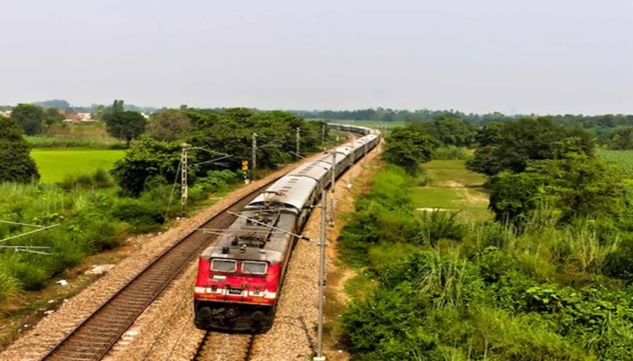 295 ಕೋಚ್‌ಗಳು, ಎಳೆಯಲು 6 ಇಂಜಿನ್‌ಗಳು..! ಭಾರತದ ಅತಿ ಉದ್ದದ ರೈಲಿನ ಬಗ್ಗೆ ನಿಮಗೆಷ್ಟು ಗೊತ್ತು? 