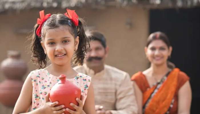 ಸುಕನ್ಯಾ ಸಮೃದ್ಧಿ, ಪಿಪಿಎಫ್‌ನಲ್ಲಿ ಠೇವಣಿ ಮಾಡುತ್ತಿದ್ದೀರಾ? ಅಕ್ಟೋಬರ್ 1 ರಿಂದ ಈ ನಿಯಮಗಳು ಬದಲಾಗುತ್ತವೆ title=