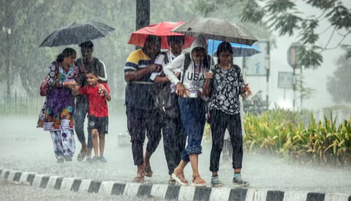 Rain Alert: ಮುಂದಿನ 24 ಗಂಟೆಗಳಲ್ಲಿ ಈ ಭಾಗಗಳಲ್ಲಿ ಭಾರೀ ಮಳೆ; ರೆಡ್ ಅಲರ್ಟ್ ಘೋಷಣೆ!