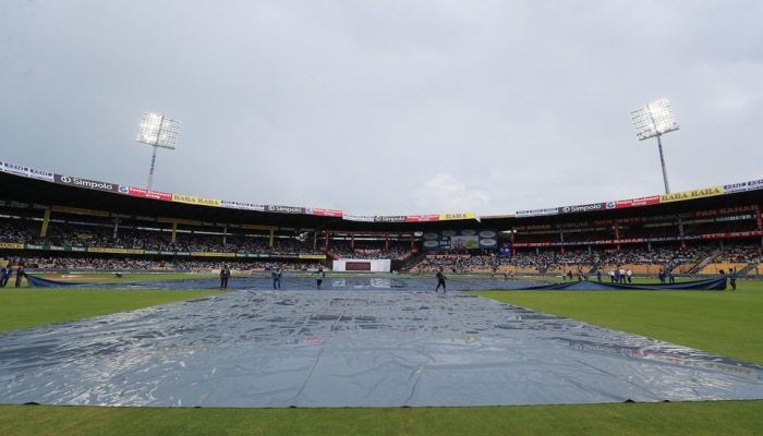 IND vs NZ, Bengaluru Test Sunday Weather Forecast: ಬೆಂಗಳೂರಿನಲ್ಲಿ ಭಾರಿ ಮಳೆ: ಹಳದಿ ಅಲರ್ಟ್ ಜಾರಿ, ಕೀವಿಸ್ ಗೆ ವರುಣನ ಕಂಟಕ .!  title=