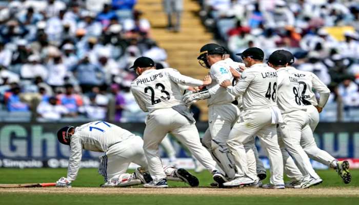 IND vs NZ 3rd Test: 11 ವಿಕೆಟ್‌ ಪಡೆದರೂ ಕೂಡ ಅಂತಿಮ ಪಂದ್ಯದಲ್ಲಿ ಆಟಗಾರನ ಕೈತಪ್ಪಿದ ಅವಕಾಶ..! ಈ ಕಾರಣವೇ ಸೋಲಿಗೆ ಕಾರಣವಾಗುತ್ತಾ..?  title=