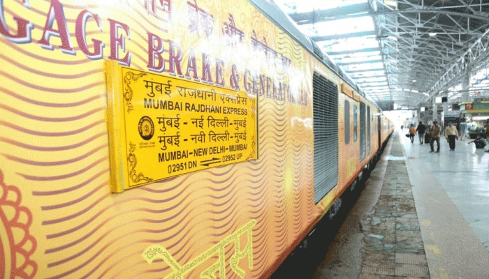 Rajdhani Express: ರಾಜಧಾನಿ ಎಕ್ಸ್‌ಪ್ರೆಸ್ ಹೊಸ &#039;ಅವತಾರ್&#039;, &#039;ಸ್ಮಾರ್ಟ್&#039; ಬೋಗಿಗಳೊಂದಿಗೆ ಆರಾಮದಾಯಕ ಪ್ರಯಾಣಕ್ಕೆ ಒತ್ತು 