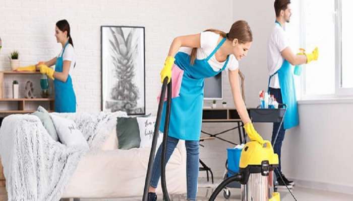 House Cleaning Tips: ನೆಲ ಒರೆಸುವ ನೀರಿಗೆ ಈ ವಸ್ತು ಬೆರೆಸಿದರೆ ಸಾಕು ಚಿಟಿಕೆಯಲ್ಲಿ ಫಳಫಳ ಅಂತಾ ಹೊಳೆಯುವುದು ಮನೆ!